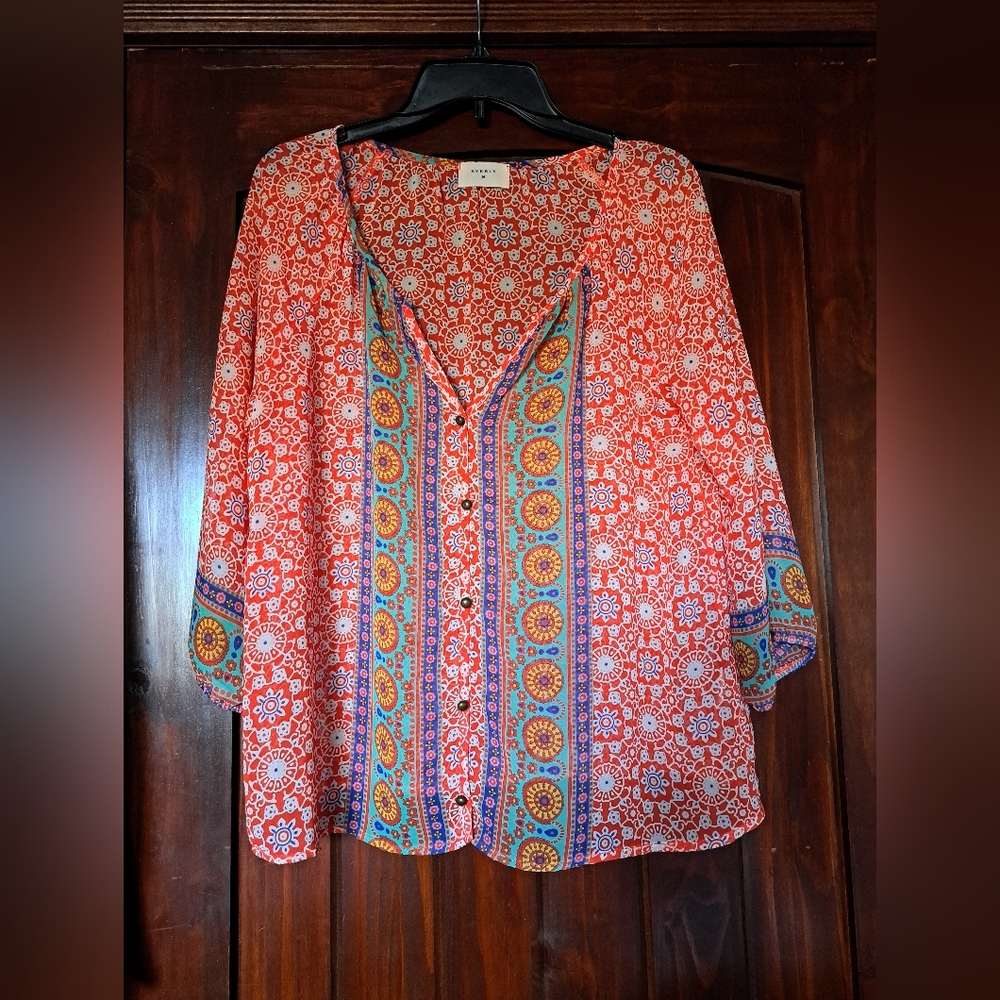 Everly Blouse Size Small